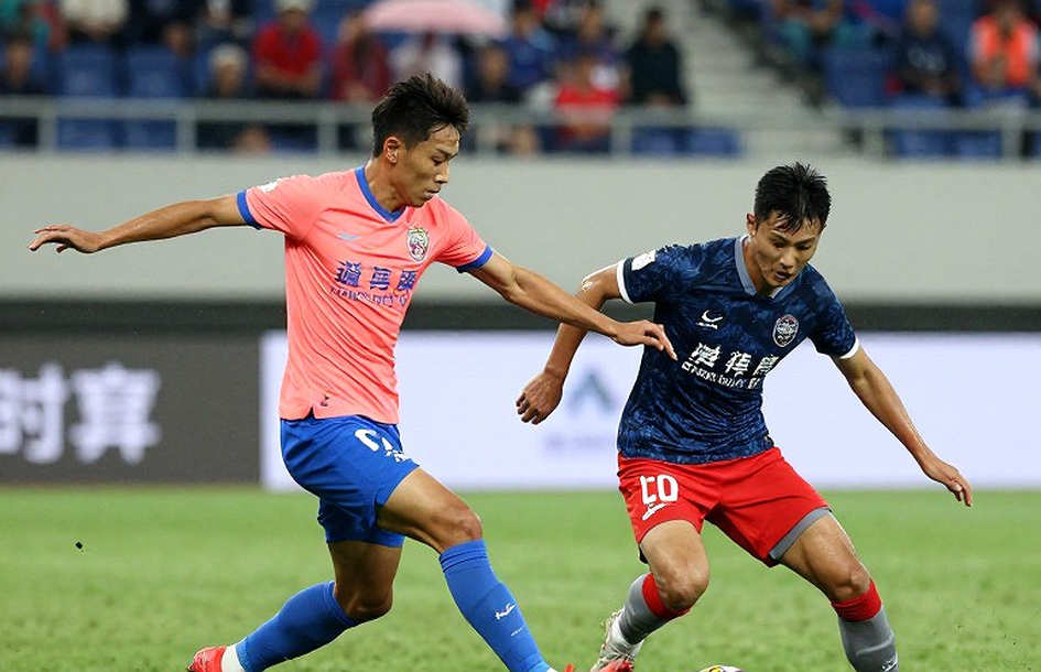 U23 Việt Nam đại chiến Thái Lan tại Pleiku: 48 giờ ráp đội, 5 ngày đá 3 trận — và một canh bạc chiến thuật ẩn sau lịch thi đấu