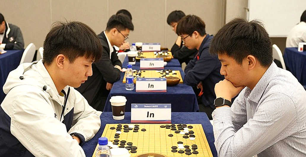 Ba nước đi phá hủy ngôi vương: Nihal Sarin và lỗ hổng chuyển hóa ở Olympiad cờ vua Ba nước đi phá hủy ngôi vương: Nihal Sarin và lỗ hổng chuyển hóa ở Olympiad cờ vua