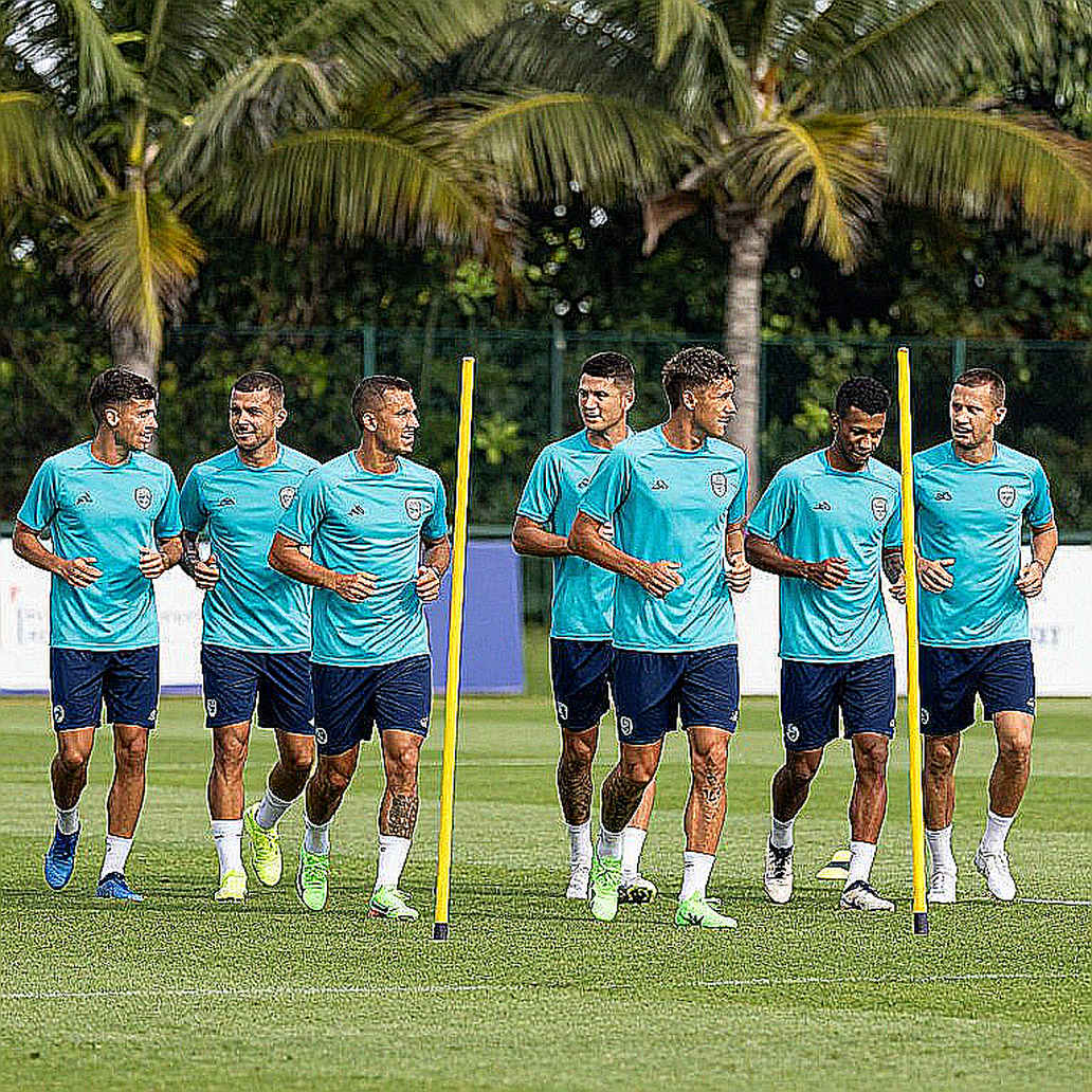 Cập nhật khả năng ra sân ở Johor Darul Ta'zim: điều khoản giải phóng, quỹ lương và mười một ngày ba trận