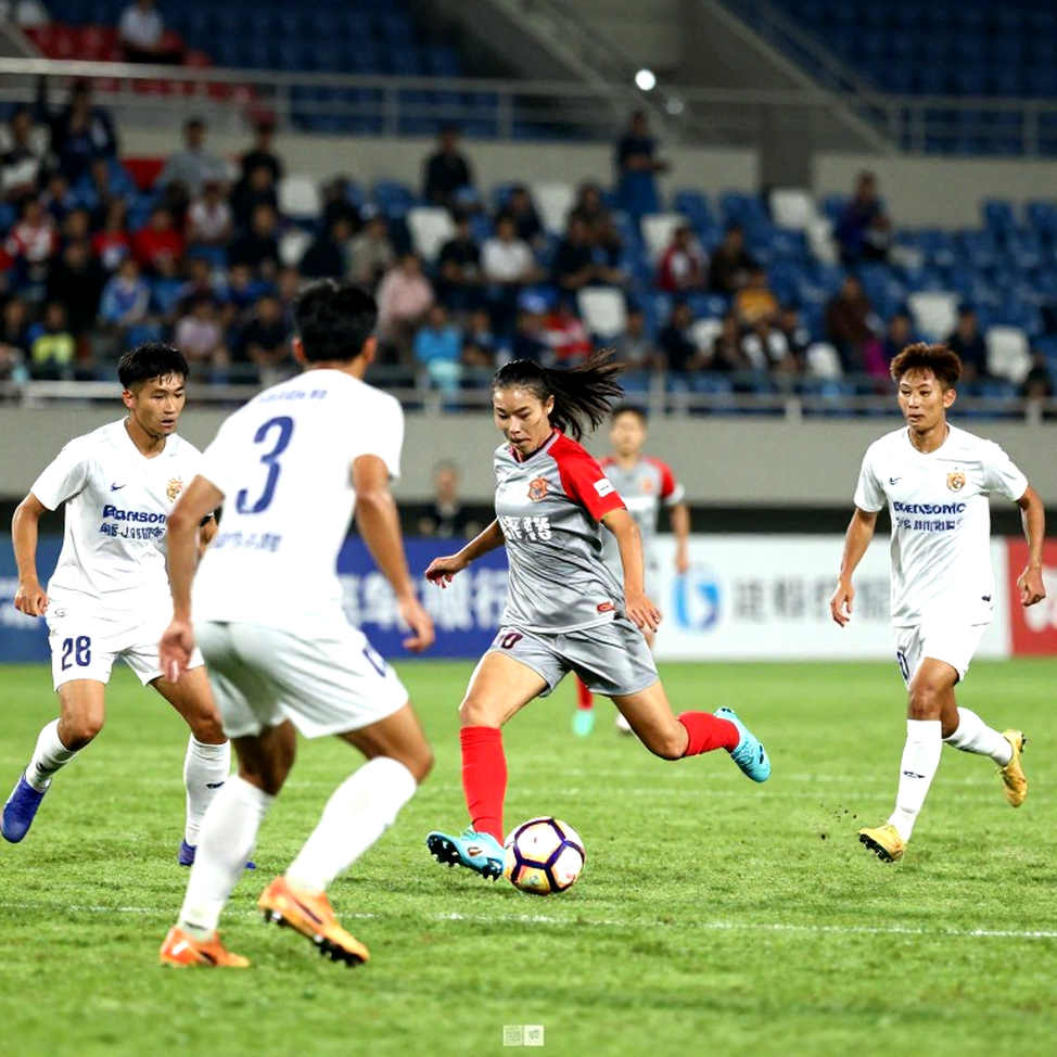 Tây Ban Nha sau chức vô địch World Cup: Bốn thay đổi, một khoảng trống đa năng và cái đầu gối không có ngày trở lại Tây Ban Nha sau chức vô địch World Cup: Bốn thay đổi, một khoảng trống đa năng và cái đầu gối không có ngày trở lại