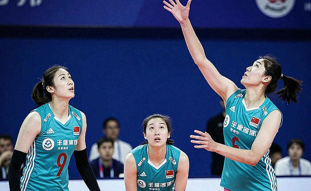 Nguyễn Xuân Son và 4-6 tuần: Chấn thương gân kheo, cuộc chiến điều trị và khoảng trống trước trận gặp Thái Lan Nguyễn Xuân Son và 4-6 tuần: Chấn thương gân kheo, cuộc chiến điều trị và khoảng trống trước trận gặp Thái Lan