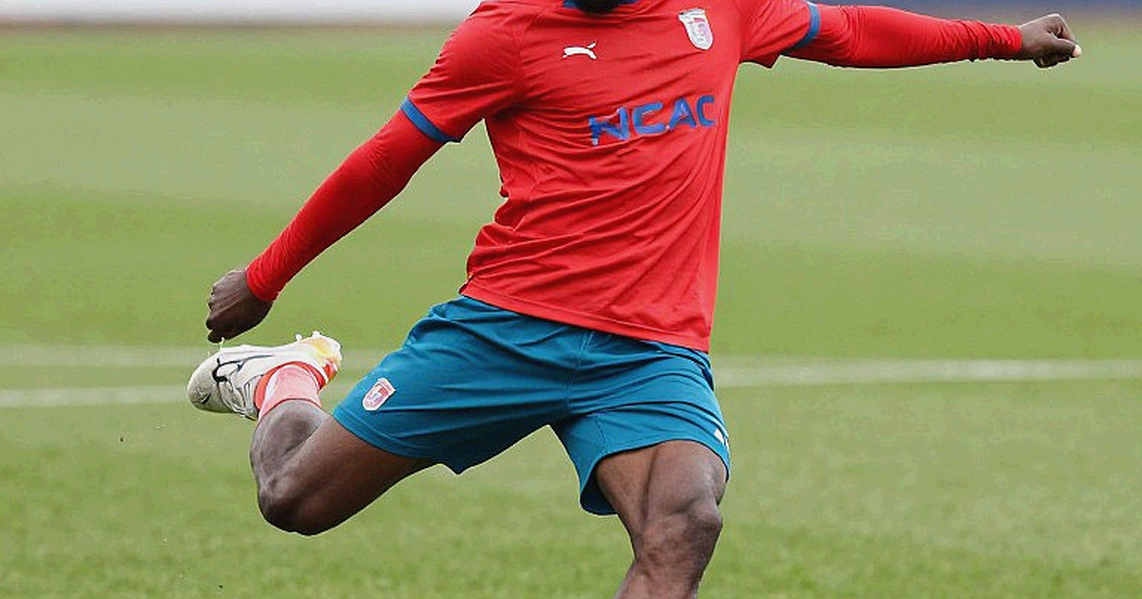 Manchester United’s Injury Storm: Patrick Dorgu, Hamstring Concern and the Three-Fixture Verdict Manchester United’s Injury Storm: Patrick Dorgu, Hamstring Concern and the Three-Fixture Verdict
