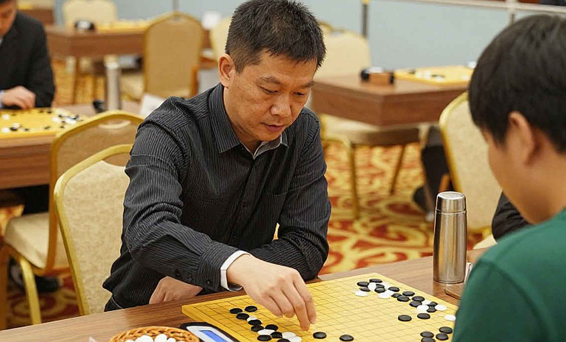 60 phút sở hữu vũ khí của Carlsen? Giải mã Master Class Vol. 20 Bent Larsen