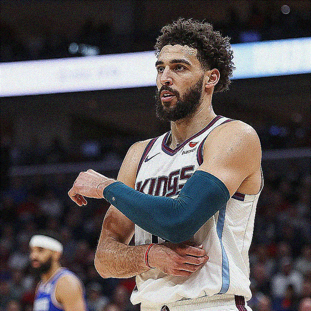 Donta Hall và luật ba giây không tồn tại: vì sao trung phong 'nổ' kiểu NBA thành vai phụ ở EuroLeague