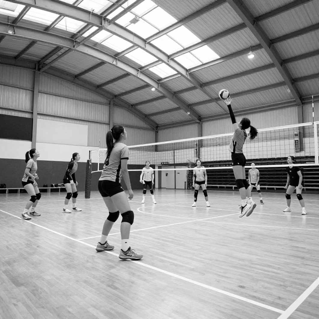 Bóng chuyền nữ Việt Nam: Ánh đèn soi những góc khuất Bóng chuyền nữ Việt Nam: Ánh đèn soi những góc khuất