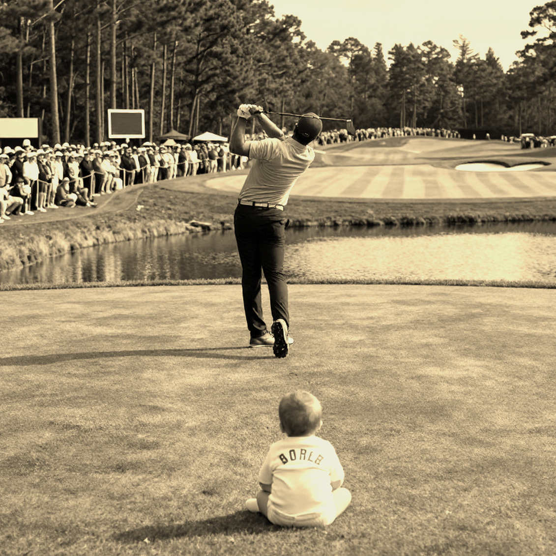 OWGR, LIV Golf và cuộc chiến giành quyền định nghĩa giá trị golf chuyên nghiệp