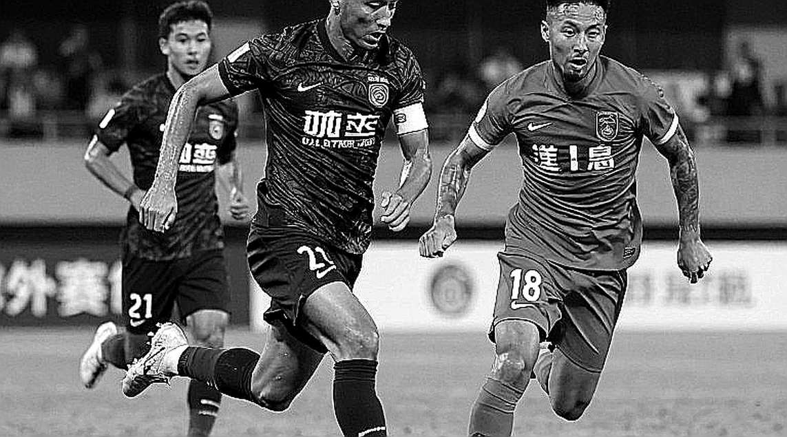 Phút 78 và bản án ngược: Khi trọng tài FIFA tự thú