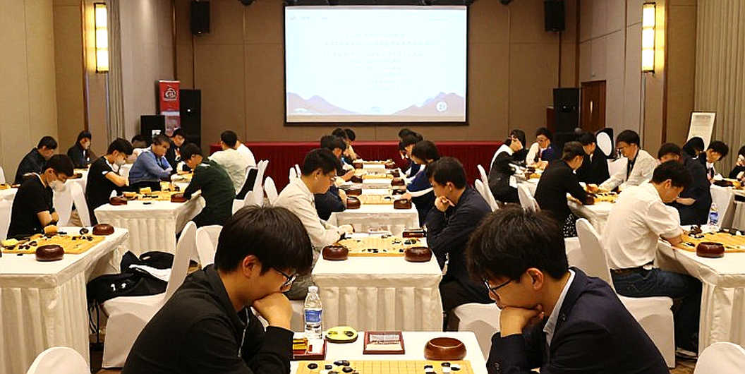 Samarkand 15/16 và trang sản phẩm ChessBase #225: Đọc phần bị bỏ lại sau một tiêu đề