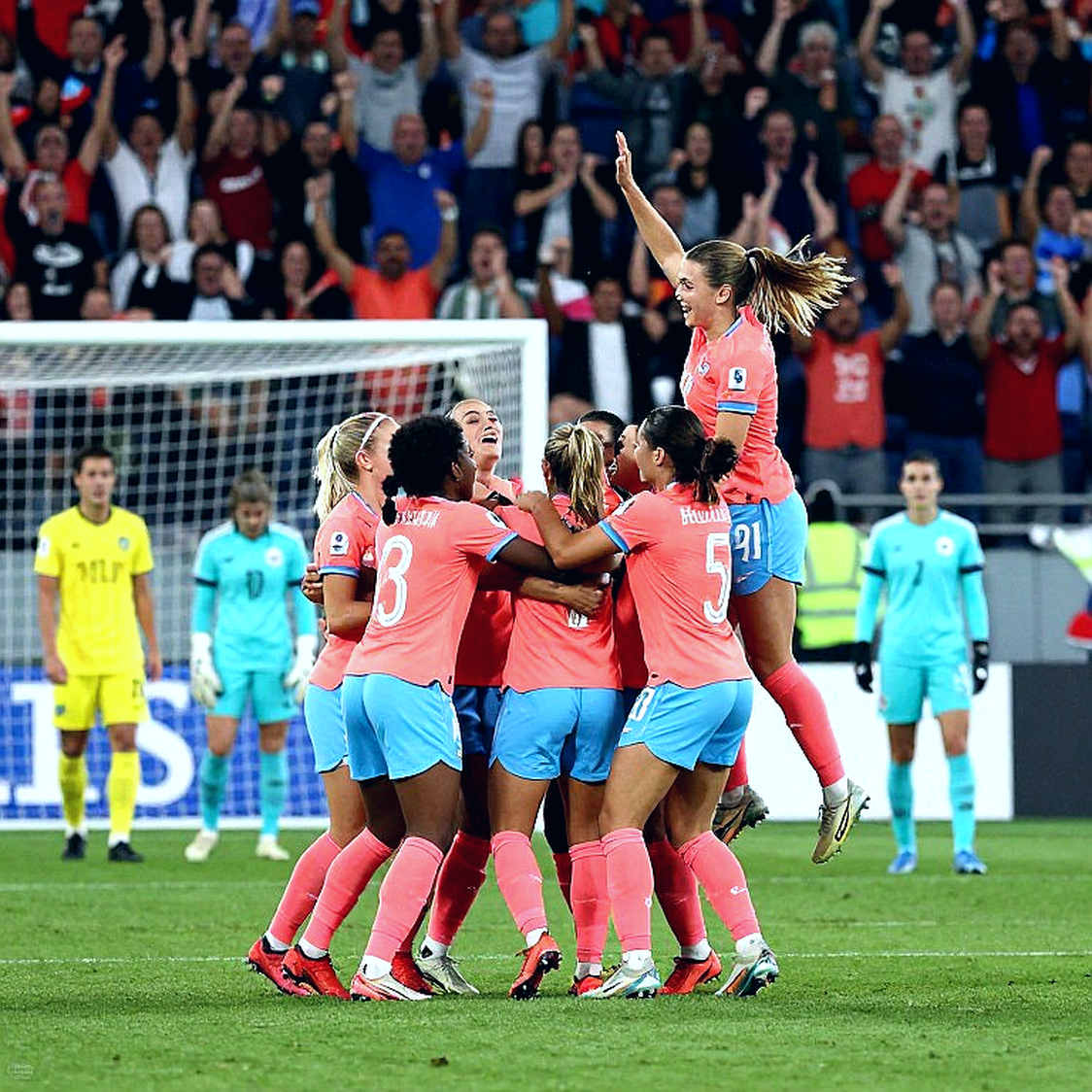 V.League 1 và khoảng trống dữ liệu: Bóng đá Việt Nam cần gì để bước ra sân chơi lớn