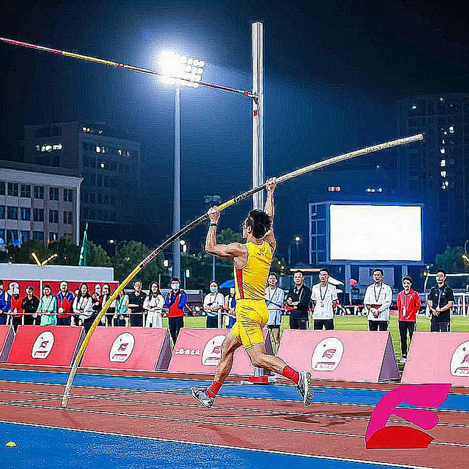Sebastian Coe và án cấm điền kinh Nga: Khi trọng tài chọn đứng một mình