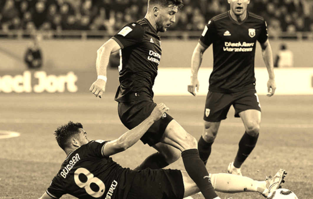 The Pressing Rhythm Breaks Before the Scoreline Does: Reading V-League from the Touchline and the Heat Map The Pressing Rhythm Breaks Before the Scoreline Does: Reading V-League from the Touchline and the Heat Map