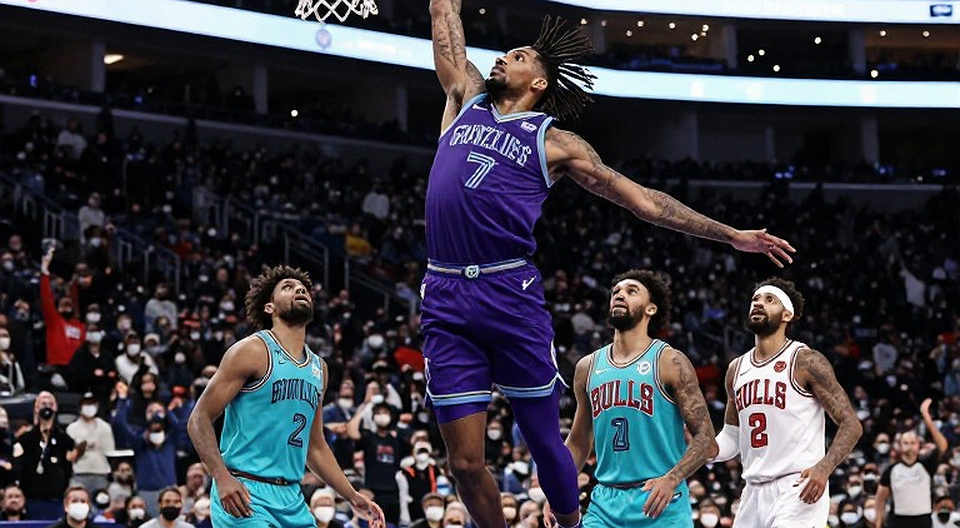 Mike James chính thức ra mắt Anadolu Efes: Chiến thắng hẹp 76-71 trước Trabzonspor Mike James chính thức ra mắt Anadolu Efes: Chiến thắng hẹp 76-71 trước Trabzonspor