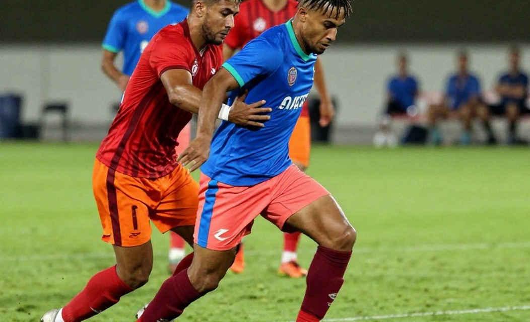 Nguyen Xuan Son's Hamstring Injury: A Double Blow for Vietnam National Team and a Test of Asset Control at Nam Dinh Nguyen Xuan Son's Hamstring Injury: A Double Blow for Vietnam National Team and a Test of Asset Control at Nam Dinh